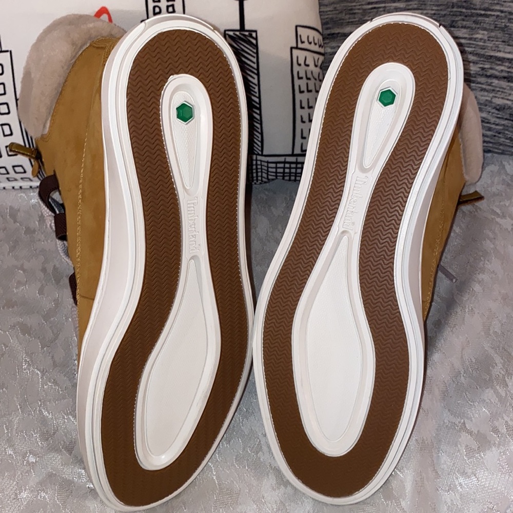 Timberlands - image 3